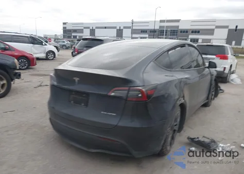2024 Tesla Model Y Long Range Dual Motor All-Wheel Drive из США, поврежденный, VIN 7SAYGDEE3RA253757